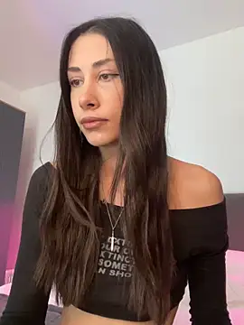 Snapshot of Sophiehii chatting on 06-16-26, 10:51 Sophiehii online show from 06-16-26, 10:51
