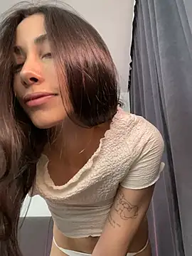 Snapshot of Sophiehii chatting on 07-16-26, 10:54 Sophiehii online show from 07-16-26, 10:54