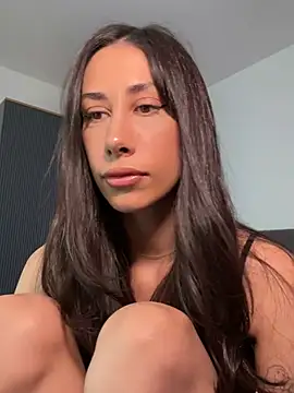 Snapshot of Sophiehii chatting on 07-17-26, 11:17 Sophiehii online show from 07-17-26, 11:17