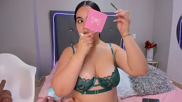 emma lye online show from 09-26-25, 09:19