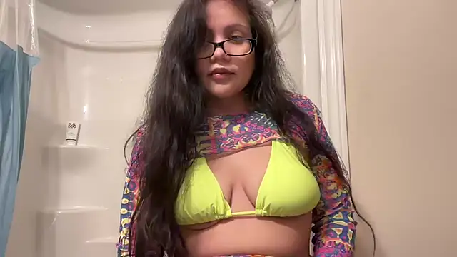 Snapshot of Babygirl_katalina chatting on 05-14-26, 04:47 Babygirl katalina online show from 05-14-26, 04:47