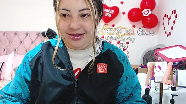 Snapshot of lanaqueen699 chatting on 02-27-25, 12:23 lanaqueen699 online show from 02-27-25, 12:23