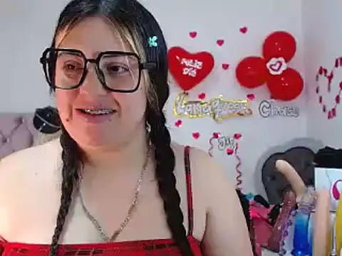 Snapshot of lanaqueen699 chatting on 03-18-25, 03:31 lanaqueen699 online show from 03-18-25, 03:31