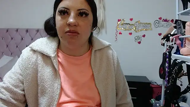 Snapshot of lanaqueen699 chatting on 10-08-25, 12:14 lanaqueen699 online show from 10-08-25, 12:14