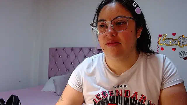 Snapshot of lanaqueen699 chatting on 10-14-25, 12:28 lanaqueen699 online show from 10-14-25, 12:28