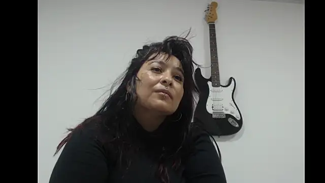 Snapshot of amydeepqueen chatting on 09-23-25, 12:52 amydeepqueen online show from 09-23-25, 12:52