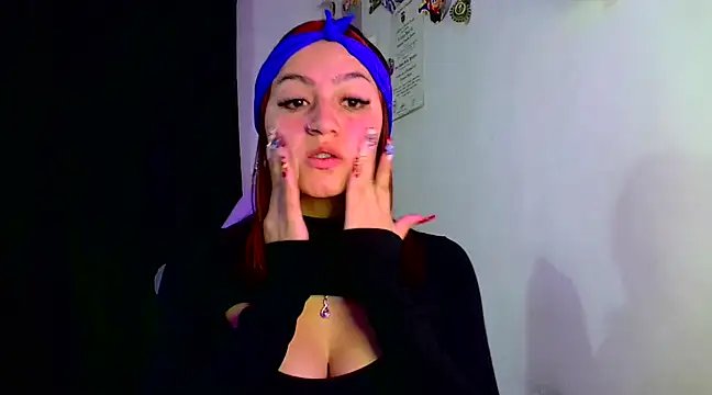 Snapshot of lucycherry__ chatting on 02-05-25, 07:18 lucycherry online show from 02-05-25, 07:18