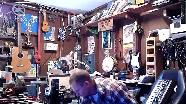 itsjameswebbscope online show from 11-01-25, 06:43