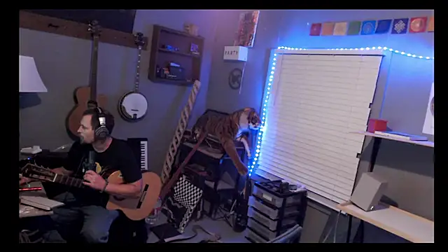Snapshot of itsjameswebbscope chatting on 05-04-26, 06:31 itsjameswebbscope online show from 05-04-26, 06:31