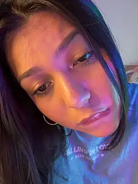 Maii chan online show from 10-13-25, 06:02