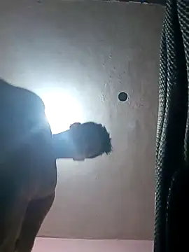 Snapshot of LiosArmando420 chatting on 09-20-25, 05:58 LiosArmando420 online show from 09-20-25, 05:58