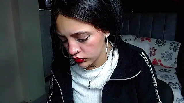 Violettasquirt online show from 04-07-26, 01:11