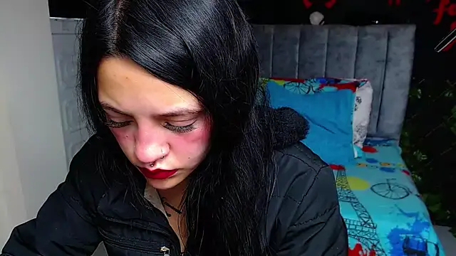 Violettasquirt online show from 05-19-26, 03:18