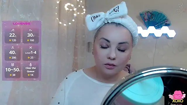 Snapshot of JewellKiss7 chatting on 11-15-25, 12:23 JewellKiss7 online show from 11-15-25, 12:23