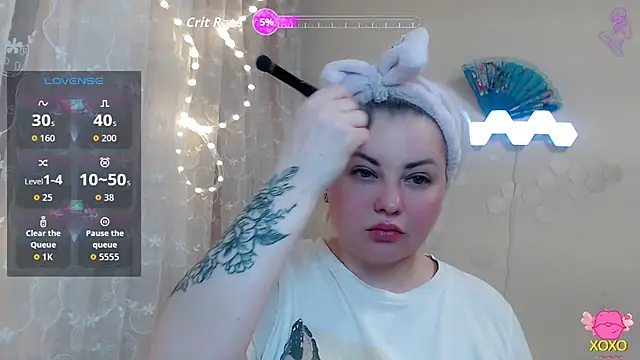 Snapshot of JewellKiss7 chatting on 11-24-25, 04:34 JewellKiss7 online show from 11-24-25, 04:34