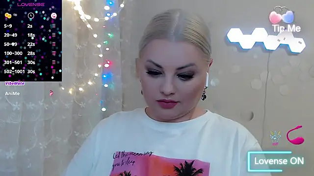 JewellKiss7 online show from 06-30-26, 02:56
