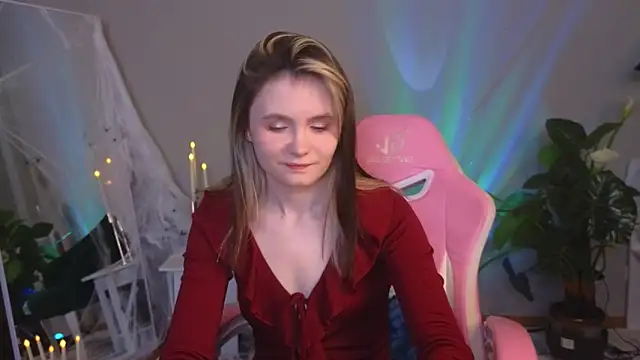 CiriRianonn online show from 10-29-25, 04:37