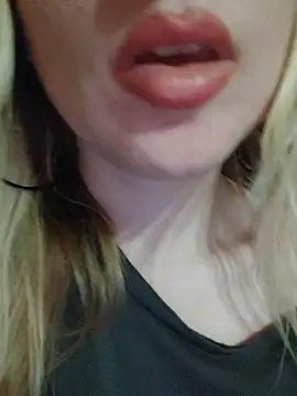 Linda 999 online show from 03-12-25, 04:13