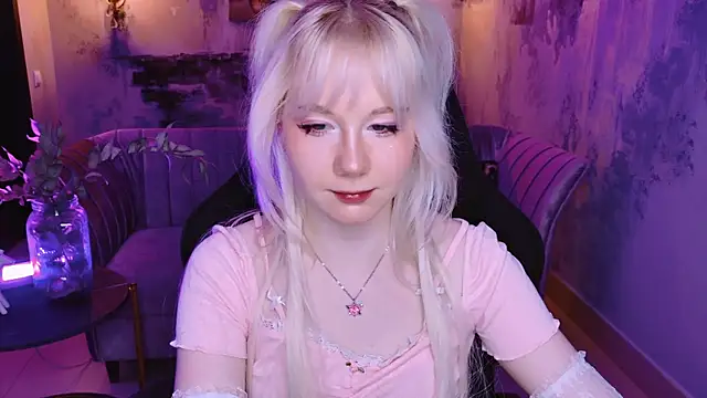 NancyMartinez online show from 01-28-25, 04:08