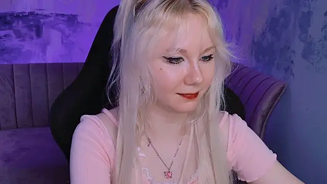 NancyMartinez online show from 02-01-25, 07:23