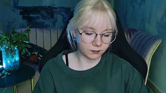 NancyMartinez online show from 02-08-25, 11:12