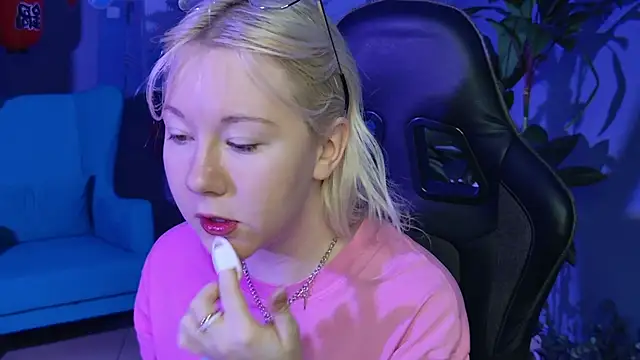 NancyMartinez online show from 02-18-25, 05:09