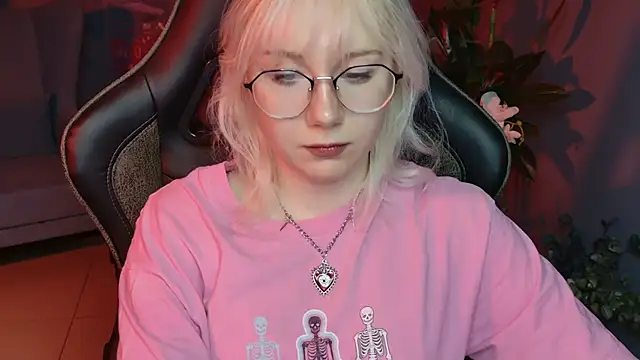 NancyMartinez online show from 02-18-25, 11:22