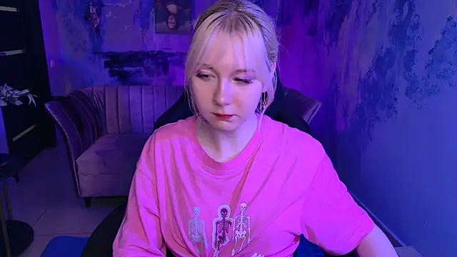 NancyMartinez online show from 03-01-25, 07:26