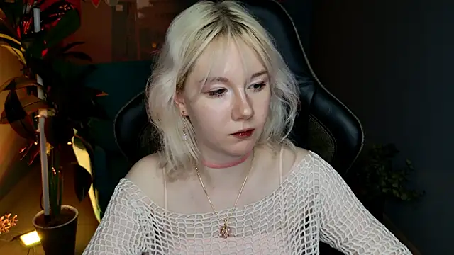 NancyMartinez online show from 03-12-25, 04:13