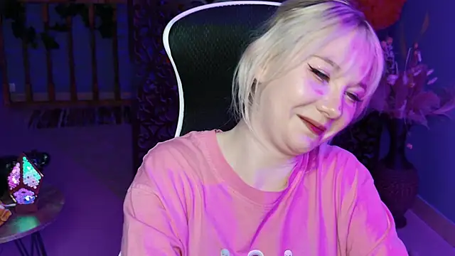 NancyMartinez online show from 03-20-25, 08:20