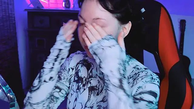 NancyMartinez online show from 09-23-25, 05:10