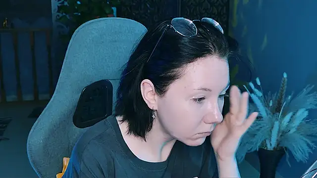 NancyMartinez online show from 09-25-25, 05:11