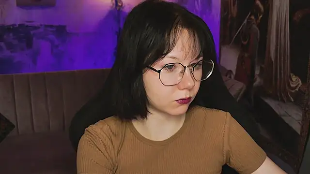 NancyMartinez online show from 11-21-25, 05:06