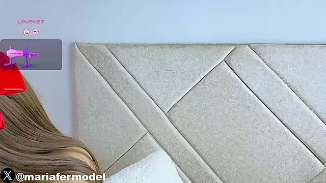 Snapshot of Mariafer05 chatting on 02-14-25, 11:09 Mariafer05 online show from 02-14-25, 11:09