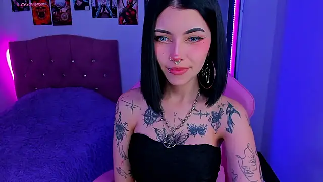 adri tom44 online show from 03-05-25, 02:46