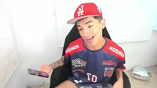 Damon  333 online show from 02-14-25, 10:47