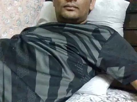 NiceBoy9099 online show from 02-06-25, 04:58