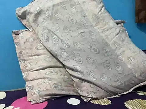 NiceBoy9099 online show from 02-01-26, 05:22