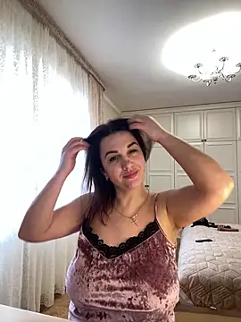 Snapshot of Dina0908 chatting on 03-04-25, 01:49 Dina0908 online show from 03-04-25, 01:49