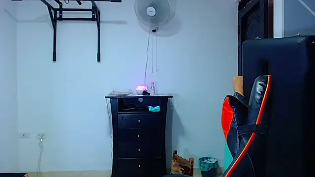 ADAM HOT online show from 06-03-26, 10:37