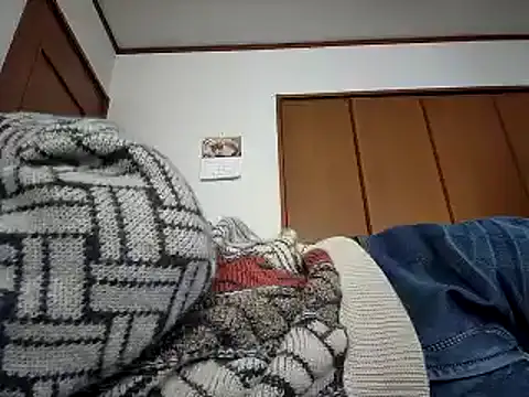 Snapshot of 07YUKIO chatting on 12-30-24, 01:48 07YUKIO online show from 12-30-24, 01:48