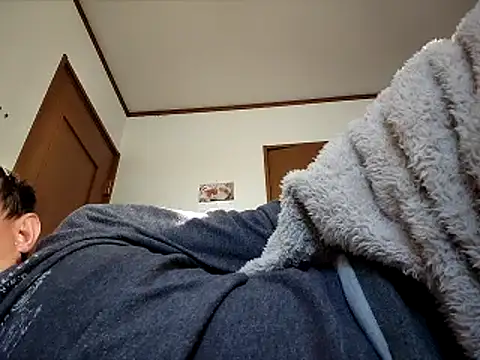 Snapshot of 07YUKIO chatting on 01-12-25, 11:04 07YUKIO online show from 01-12-25, 11:04
