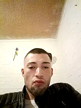 Suggarwhite18CM online show from 11-15-25, 10:12