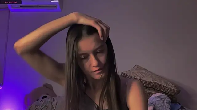 Alice  grace online show from 02-18-25, 03:32