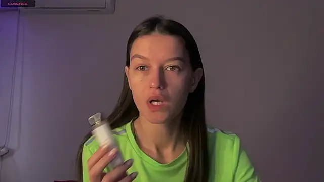 Alice  grace online show from 02-21-25, 02:38