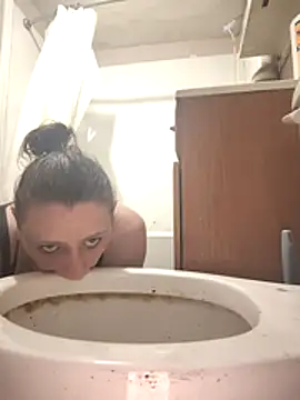 Snapshot of UniqueKorn86 chatting on 03-12-26, 03:23 UniqueKorn86 online show from 03-12-26, 03:23