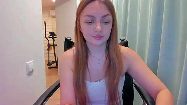 Snapshot of realfairy chatting on 02-02-25, 09:13 realfairy online show from 02-02-25, 09:13