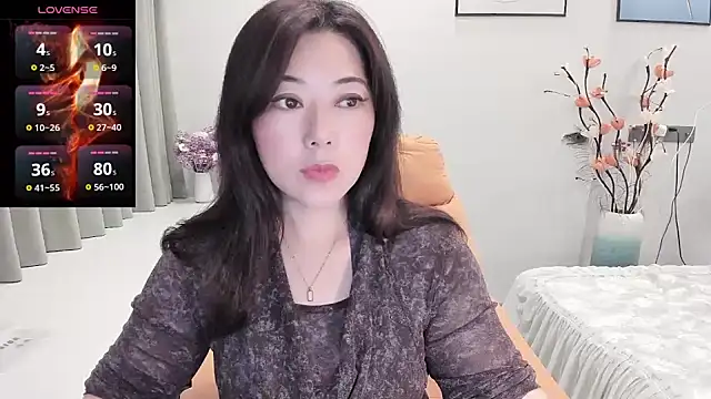 Snapshot of Crystal_Wings chatting on 09-19-25, 01:34 Crystal Wings online show from 09-19-25, 01:34