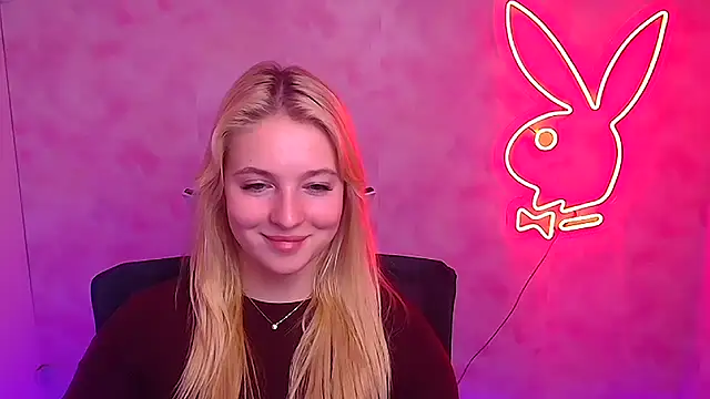 Milka kiss  online show from 02-06-25, 01:43