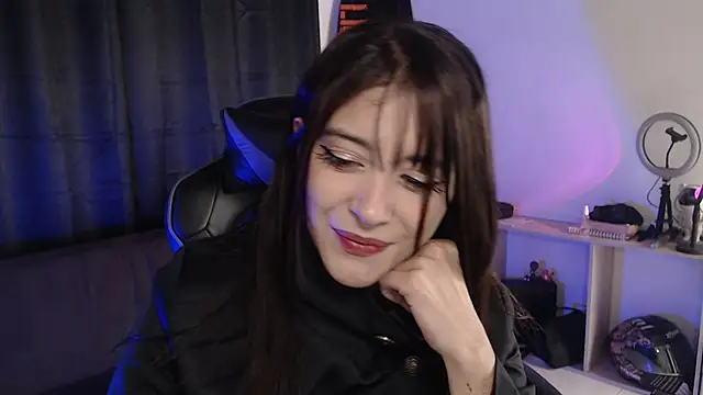 liz-beths online show from 11-30-25, 12:47